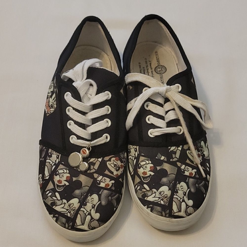The Bradford exchange Mikey and‎ Minnie Sneakers size 9